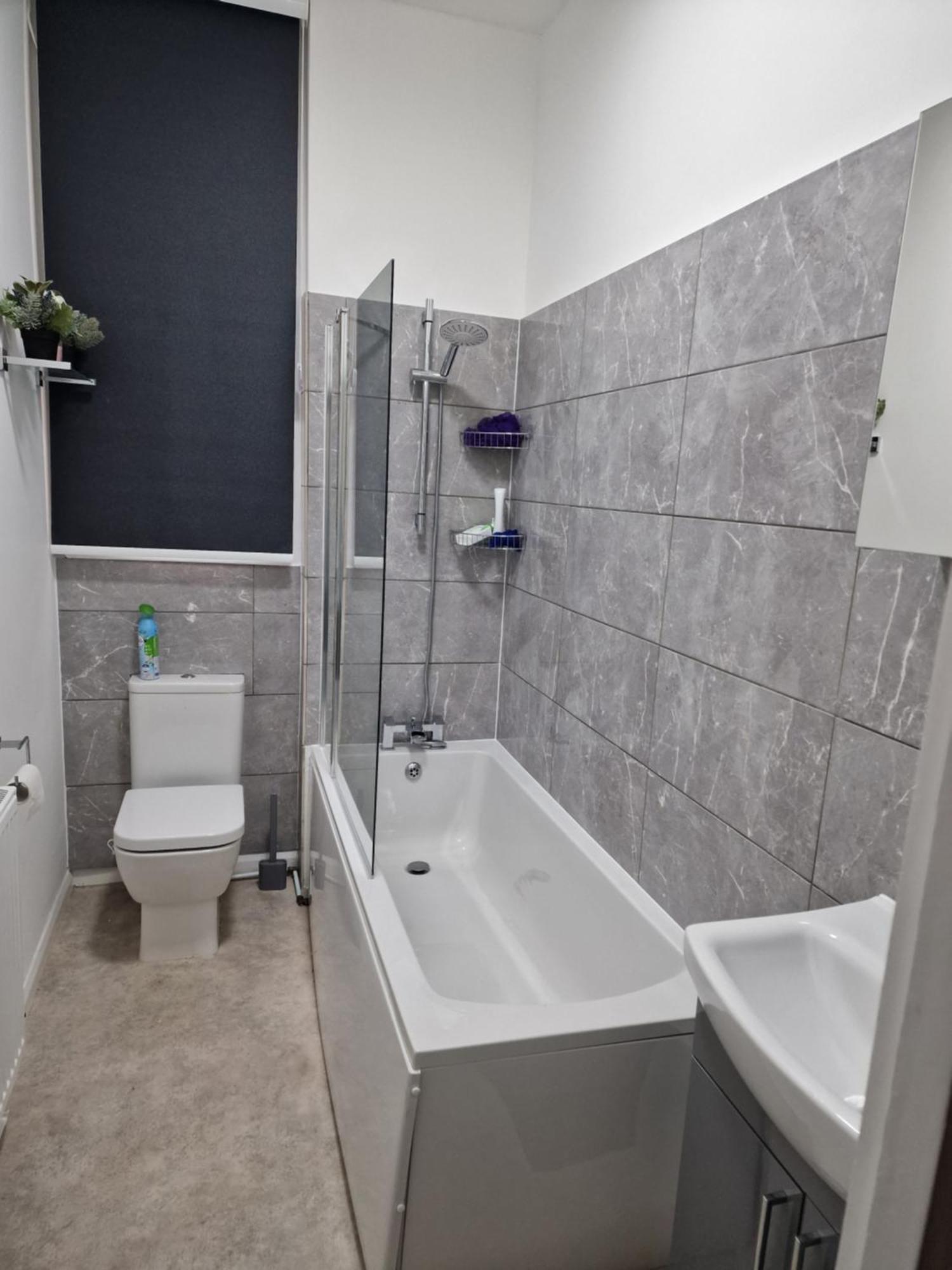 One Room In Stoke Newington Лондон Екстериор снимка