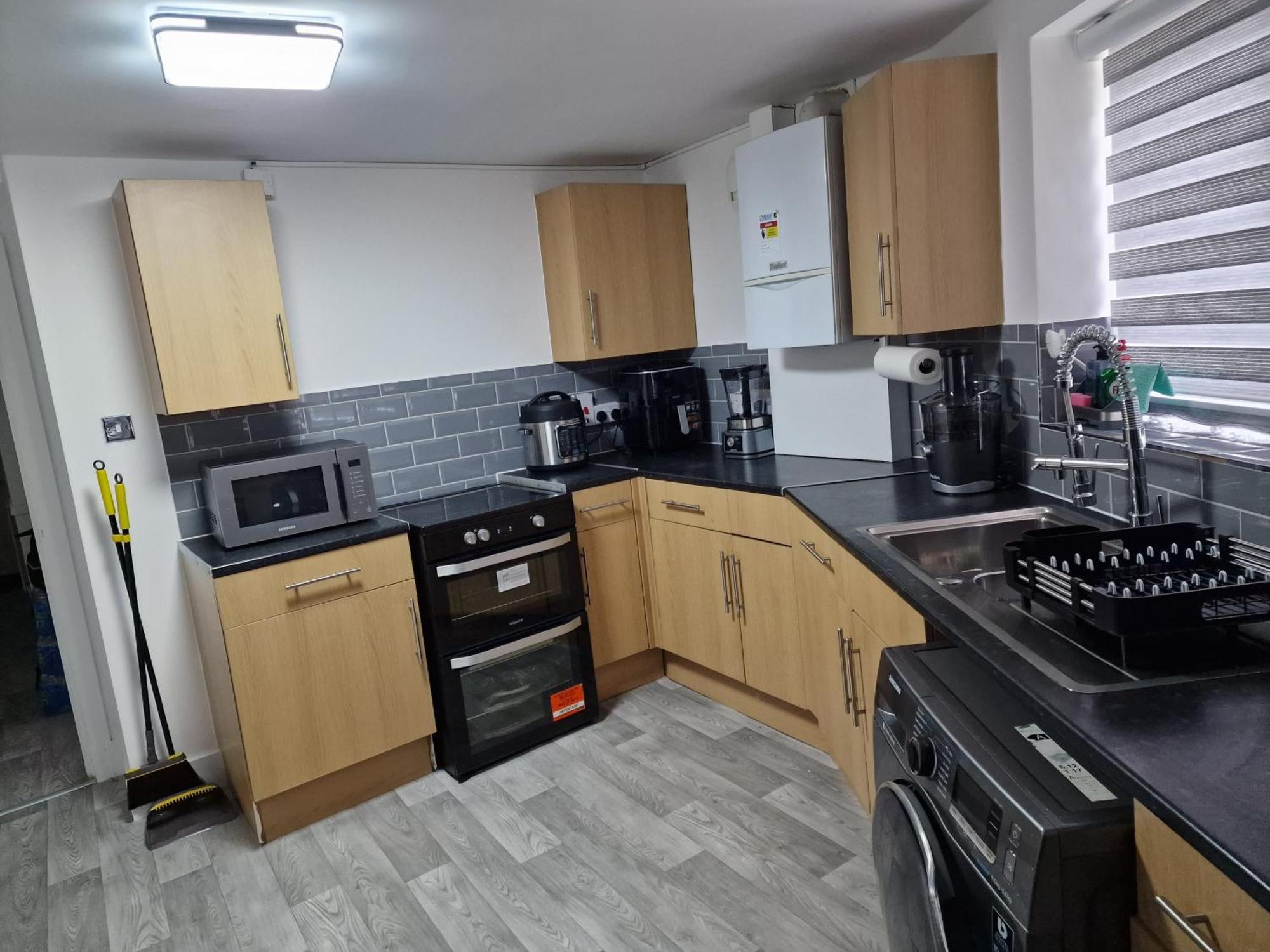 One Room In Stoke Newington Лондон Екстериор снимка